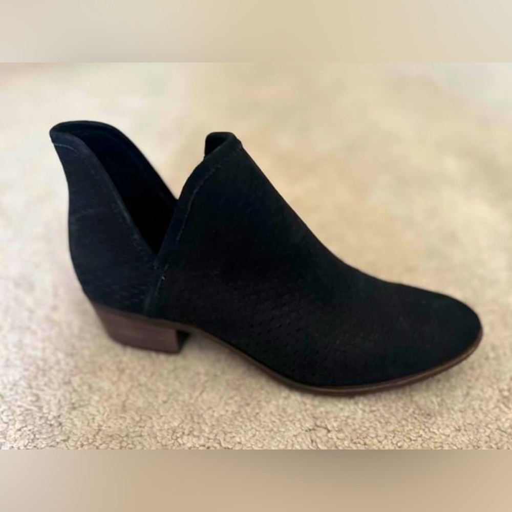 Lucky Brand Black Suede Pull On Booties Size 7.5.  Like New!